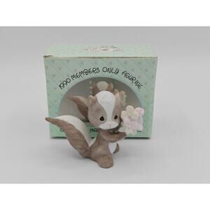 Precious Moments Collecting Makes Good Scents Figurine 1990 Enesco BC901